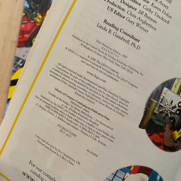 Vintage Tonka Joe & Lego 2 Early Reader Paperback Book Bundle - Picture 3 of 11